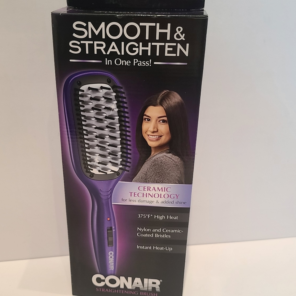 New in box Conair smooth and straighten straightening brush